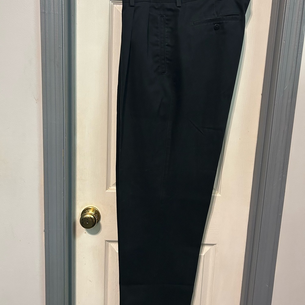 Savane men’s size 38x34 navy pants